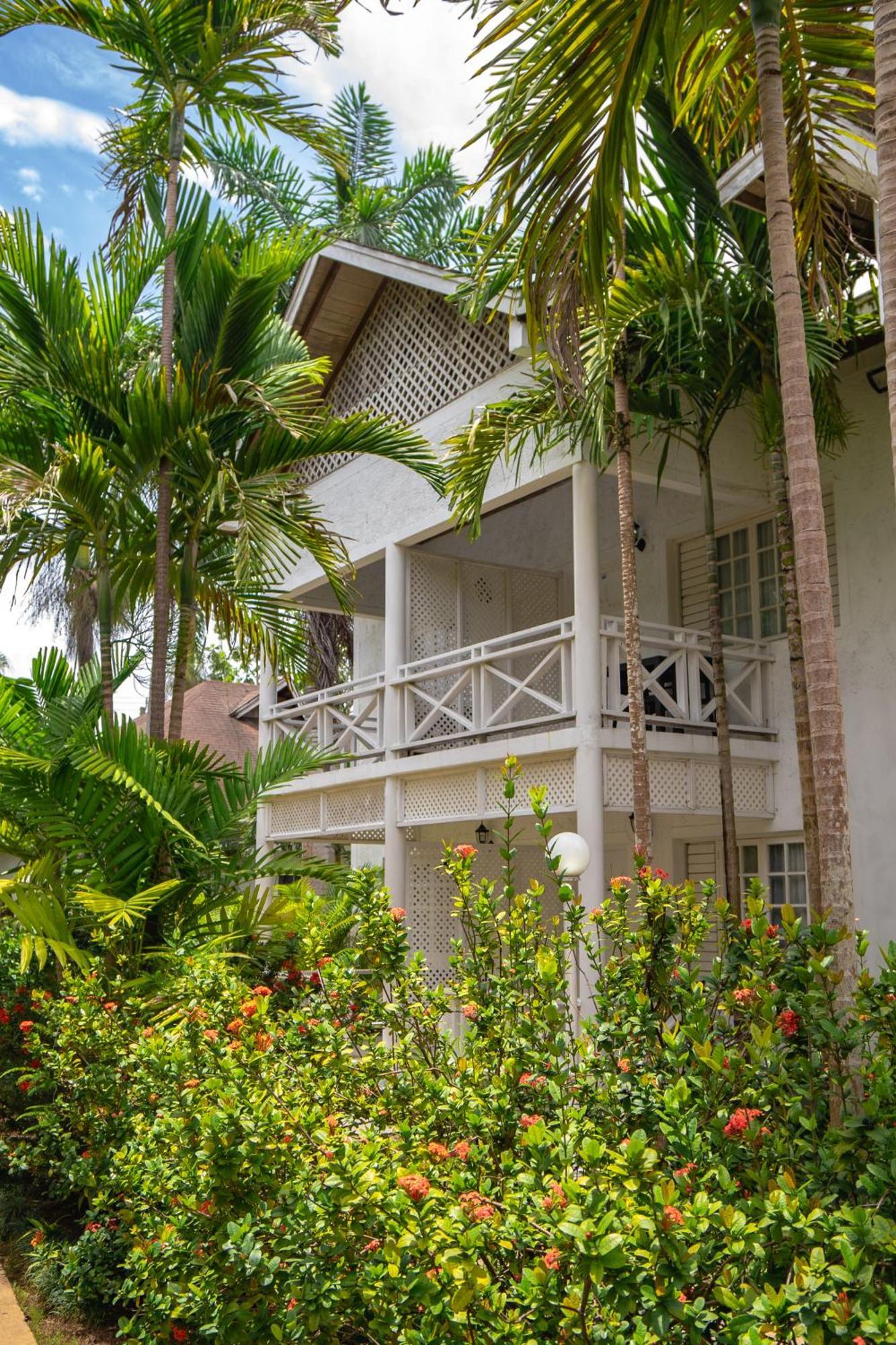 Merrils Beach Resort II เนกริล ภายนอก รูปภาพ